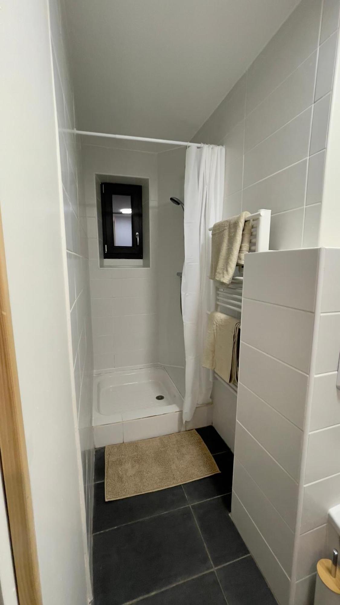 Les Vignes - T2 Cosy, Calme, Excentre Apartment Dijon Ngoại thất bức ảnh